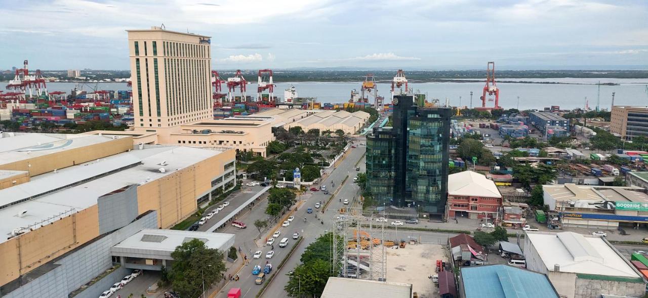 Sunvida Tower Stays Across Sm City Cebu Esterno foto